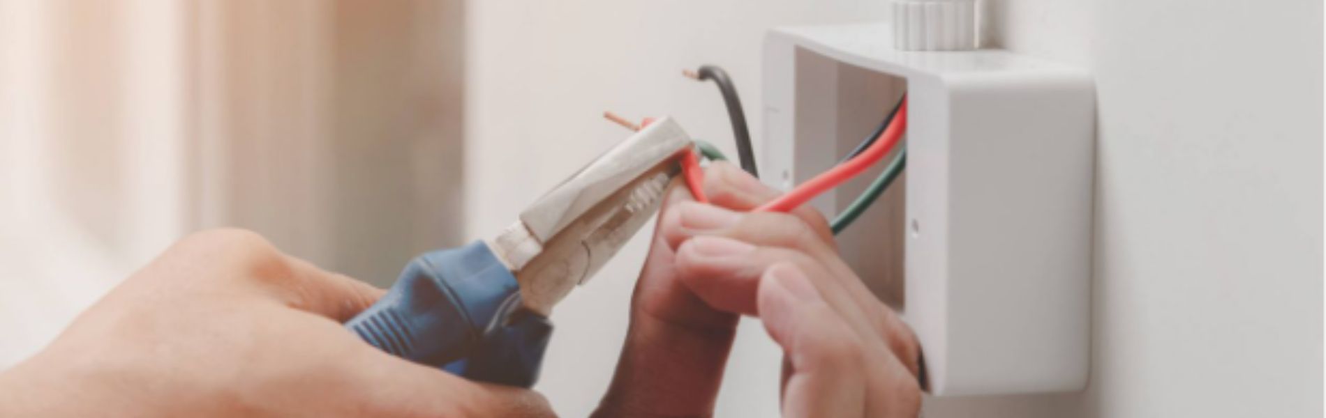 No momento você está vendo Saiba quais os cuidados em fazer a eletrica da sua casa