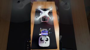 Leia mais sobre o artigo 🔥 DJI Phantom 3 Pro: O Drone dos Seus Sonhos! 🚀 #Shorts