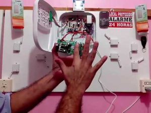 Leia mais sobre o artigo Monte Seu Alarme GSM Residencial: Fácil e Rápido!