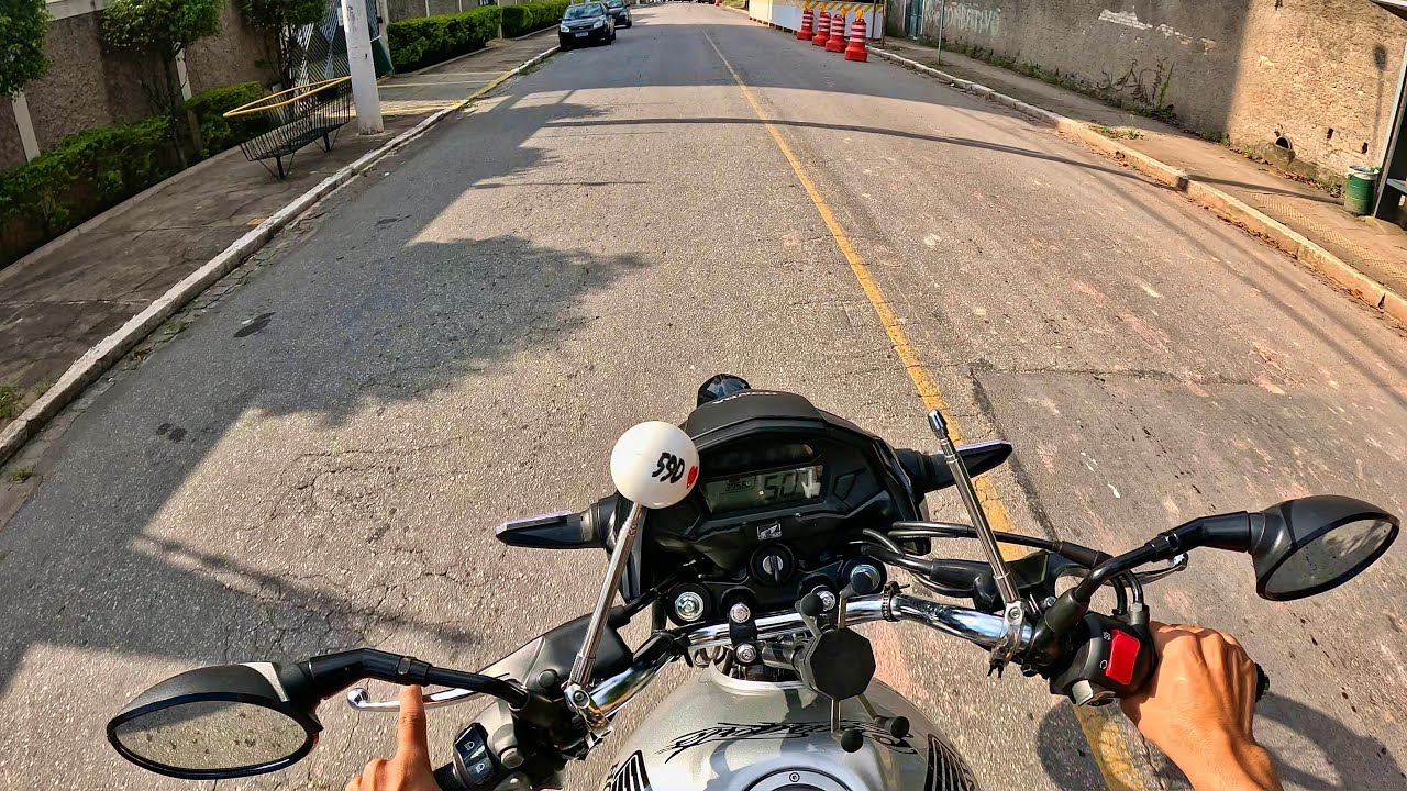 Leia mais sobre o artigo ALARME DO CARRO DISPARA: DESMIOLADO EM ALTA VOZ!